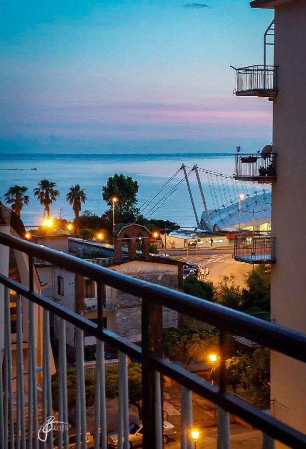 Neverending Sea Luxury Apartment In Salerno Center Екстер'єр фото