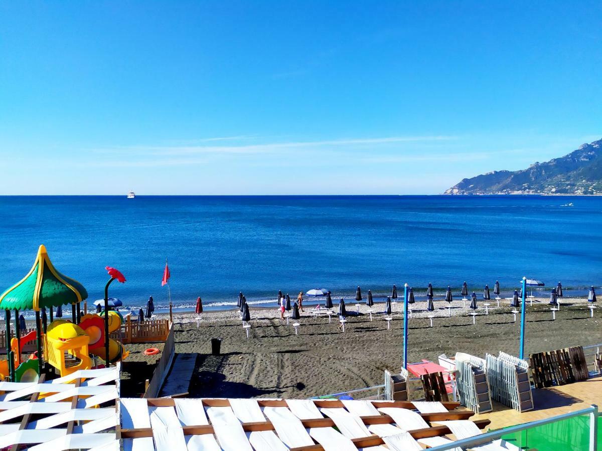Neverending Sea Luxury Apartment In Salerno Center Екстер'єр фото